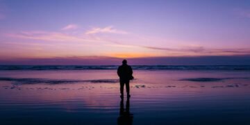 why do I miss someone I don't want back